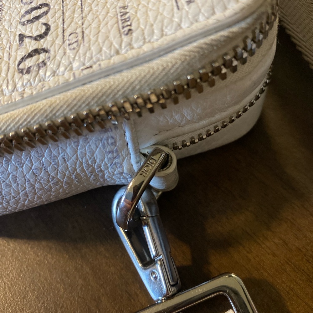 Dior Newspaper Print Bag - Picture 4 of 8